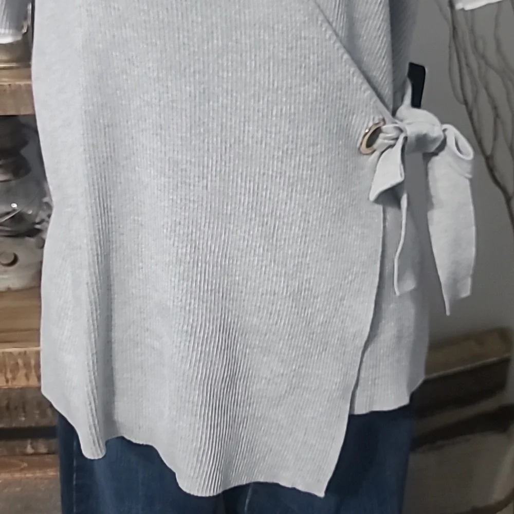 Select & TrendcLight Gray Wrap-Front Women's Top with Side Tie